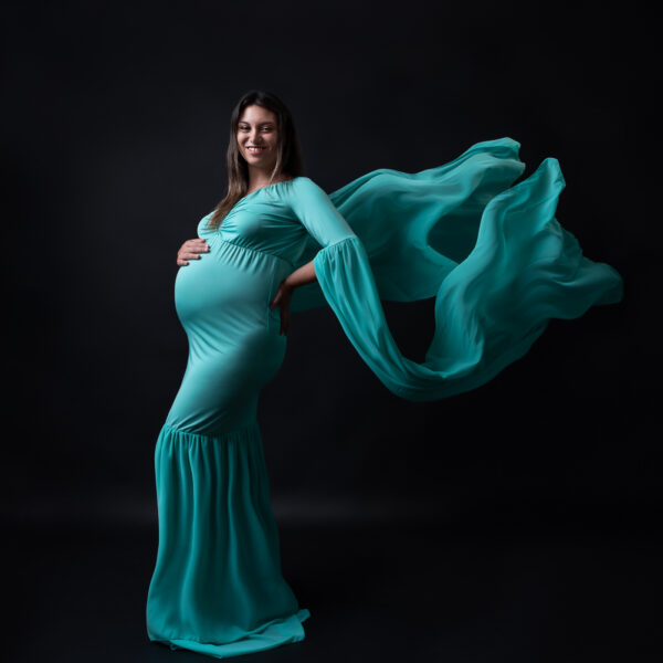fotografia de embarazada en estudio en la serena
